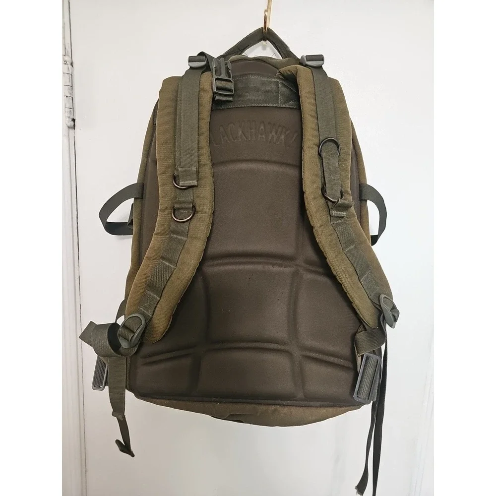 Blackhawk S.T.O.M.P II Medical Coverage Pack, Jumpable OD Green. A Few Flaws.